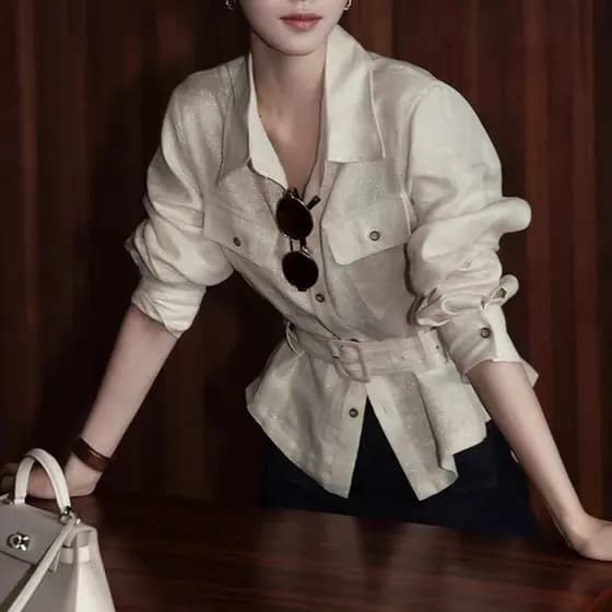 Blusa descontraída de estilo coreano com um toque único e jovial, linda jaqueta feminina para o início do outono com des