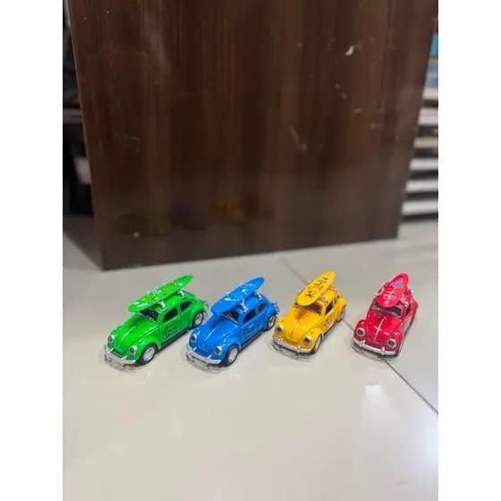 Miniatura Fusca summer com prancha Carrinho De Ferro Fusca Fricção Abre Porta