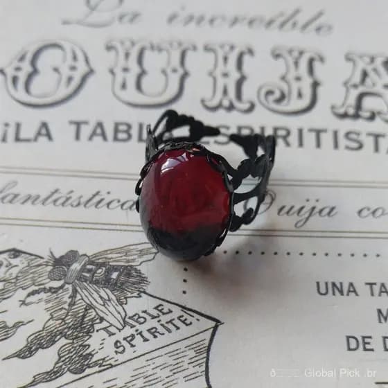 Anéis personalizados em estilo gótico, acessórios de joalheria vintage e modernos.