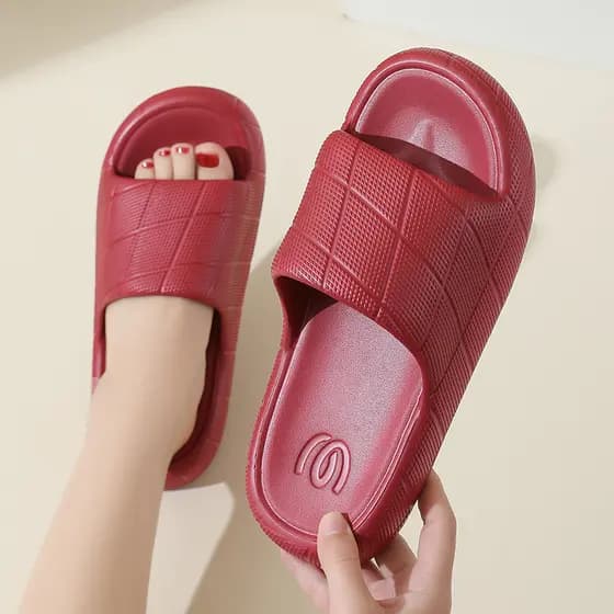 2026 novo estilo ano novo Angola vermelho cor sólida Benming ano sandálias de verão chinelos feminino banheiro banho ant