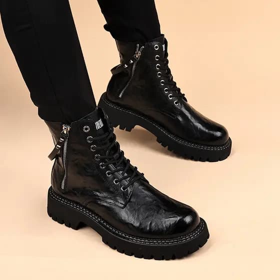 Botas Martin de couro genuíno masculino estilo britânico Casual motocicleta macacão botas de cano médio de sola grossa a