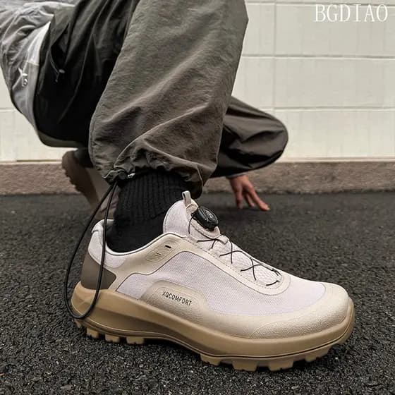 2025 verão pano costura malha respirável All-Match leve Casual botão rotativo sapatos esportivos de sola macia sapatos d
