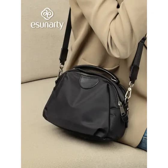 Mensageiro pequeno saco 2026 novo estilo moda All-Match bolsa feminina estilo mãe High-End luz bolsa de ombro feminina