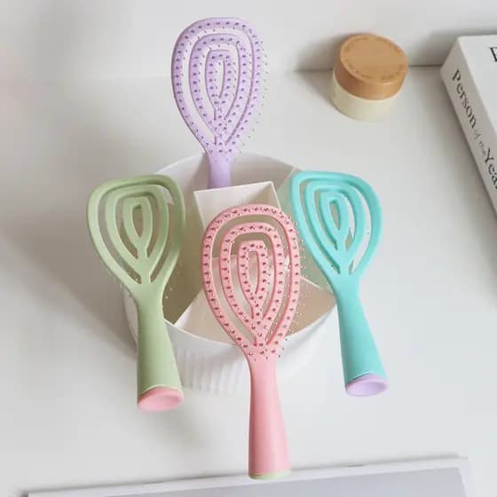 Pente Compacto Portátil Macaron De Viagem Oco Escova De Limpeza Grátis