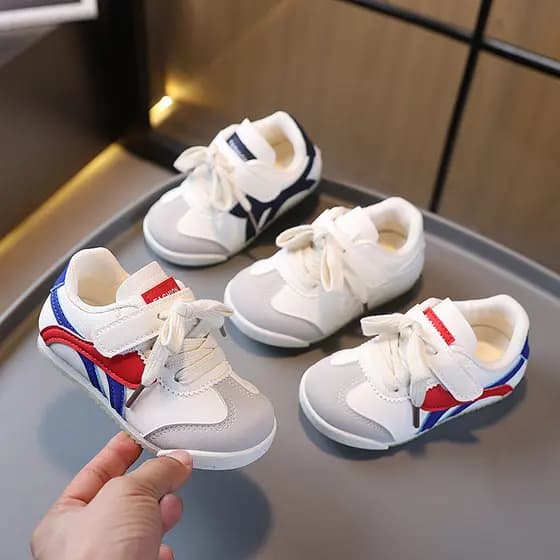 Sapatos de treinamento alemão infantil 2026 primavera outono novo estilo sola sólida meninos tênis de corrida bebê Campu