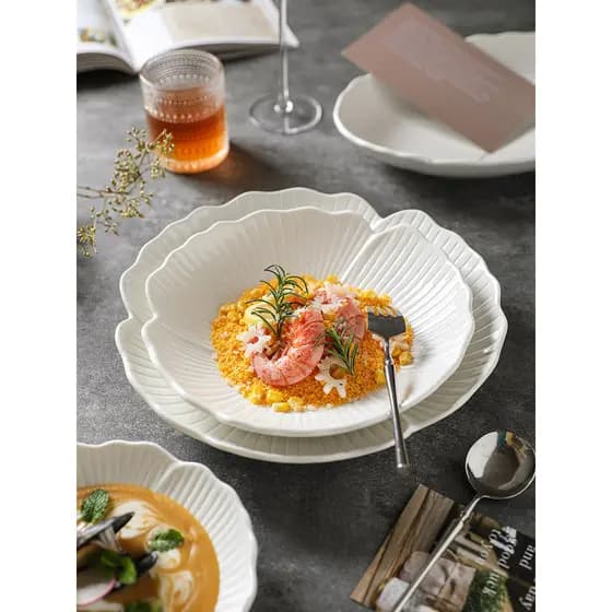 Relíquia cor sólida High-End prato profundo comida ocidental grande prato de sopa doméstico criativo em forma de flor pr