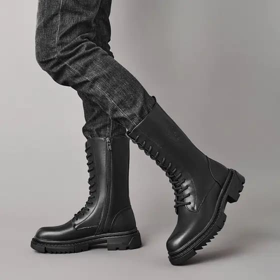 Botas masculinas de cano alto Super longas de couro macio Botas Martin masculinas de couro genuíno Botas de motociclista