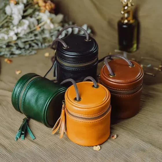 Nova bolsa de moedas redonda retrô, bolsa balde All-Match Commuter ombro Crossbody multiuso luz moda de luxo