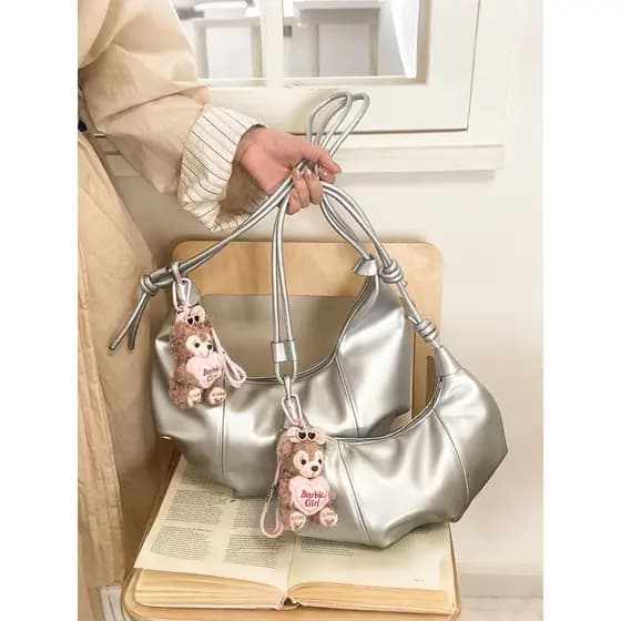 Nicho Design crescente saco feminino 2026 novo estilo luz textura de luxo Commuter sacola All-Match um ombro axilas saco
