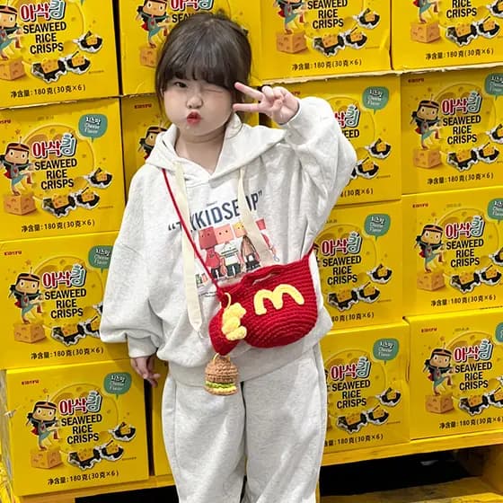 Crianças McDonald's bonito saco do telefone móvel na moda presente das crianças crochê lã mensageiro saco acabado bonito