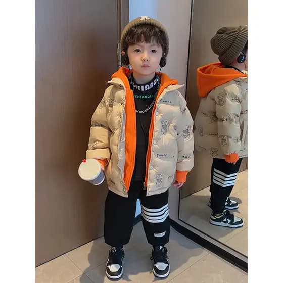 Meninos inverno acolchoado jaqueta 2026 novo estilo crianças grosso para baixo acolchoado jaqueta rufião bonito na moda