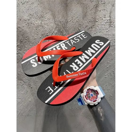 Street wear sapatos de praia novo estilo masculino resistente ao desgaste Anti-deslizamento Flip-Flops interior simples