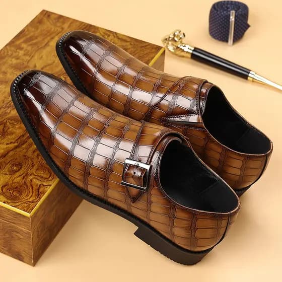 Sapatos de couro casuais masculinos negócios Formal Wear 2025 outono novo estilo padrão de crocodilo capa-pé ervilhas sa
