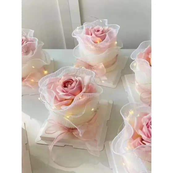 Influenciador deusa cozimento casal bolo decoração ornamentos linda renda Sa flor ao redor mesa de sobremesa três oito 3