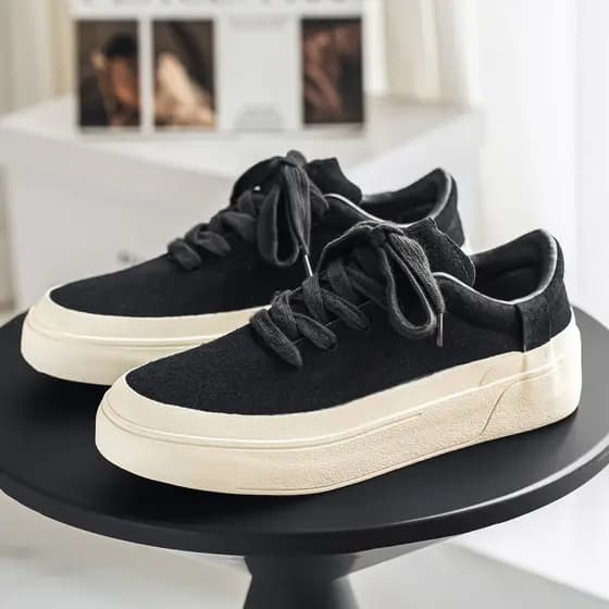 Tênis de sola grossa masculino preto Casual All-Match nicho tênis verão americano Retro ins camurça sapatos masculinos