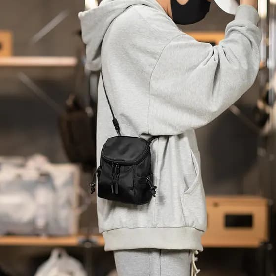 Mini bolsa mensageiro masculina bolsa de moedas pingente caso chave fone de ouvido caso cartão Hip Hop estilo japonês bo