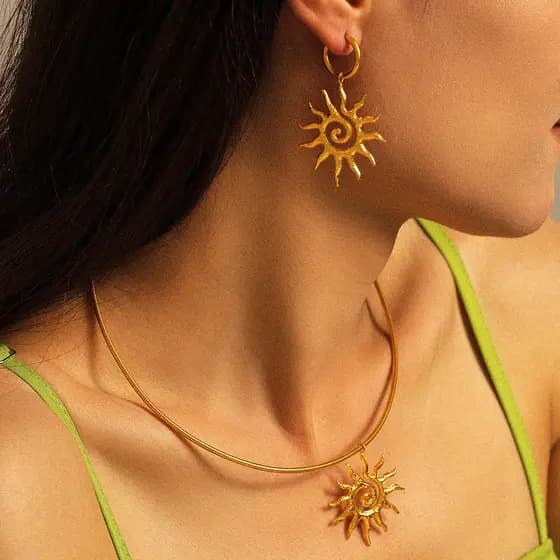 Colar com pingente de sol, brincos de sol, aço inoxidável banhado a ouro 18k