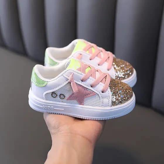 Tênis infantis em estoque, sapatos casuais femininos com lantejoulas e design moderno, tênis esportivos femininos de mal