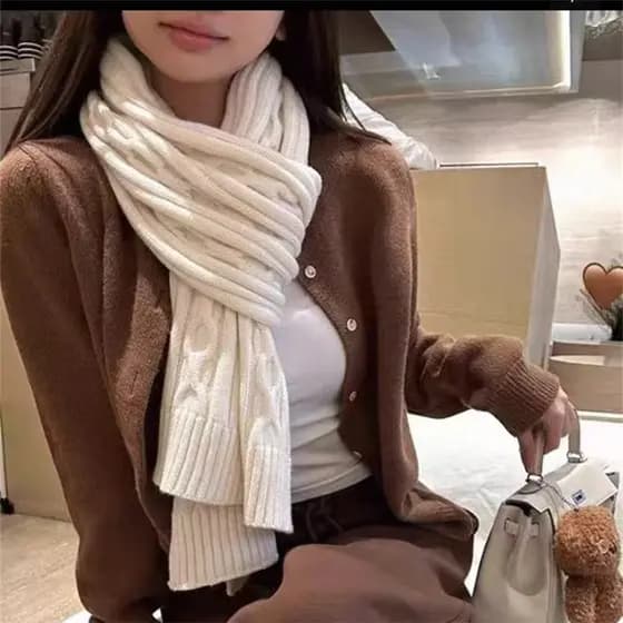 Novo Cachecol De Inverno De alta Qualidade Em Lã De Cor Sólida Para Mulheres Espesso e Versátil Aquecedor De Pescoço