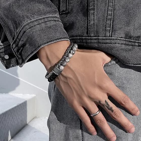 Nova pulseira masculina estilo europeu e americano com pedras foscas em formato de mapa, com contas em dupla camada e fe