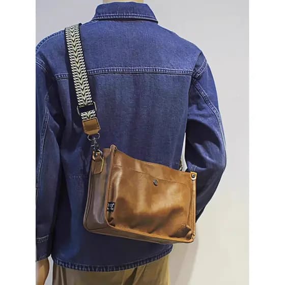 Francês Mlcanl Kons High-End couro macio Cross-corpo bolsa masculina saco de peito 2025 novo estilo meninos nicho bolsa