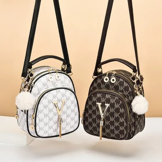 2026 novo estilo de grande capacidade mochila pequena feminina mochila feminina deste ano Popular moda pequena bolsa men