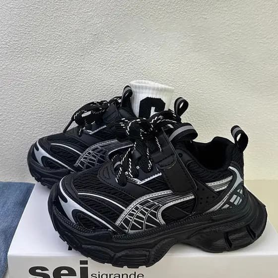 Novos tênis esportivos para meninos, tênis infantis estilo "dad shoes", tênis casuais respiráveis para meninas, tênis de