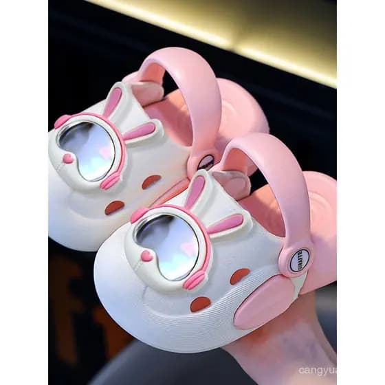 Tamancos Infantis, Chinelos para Meninas, Novos Sapatos de Verão com Sola Macia para Crianças Pequenas, Sandálias Fechad