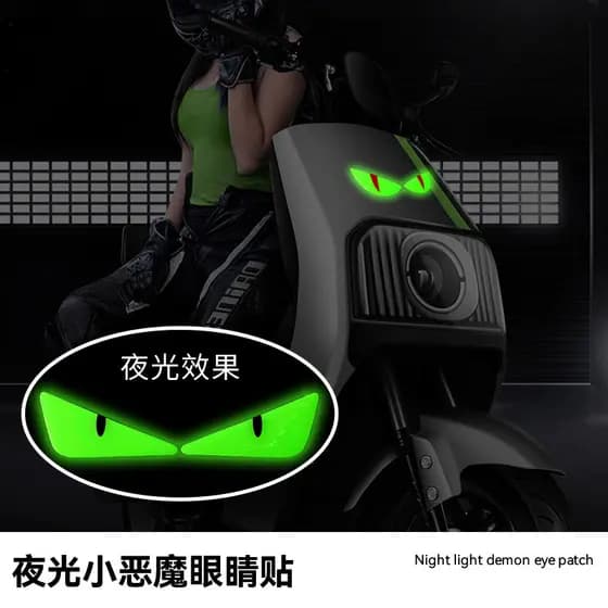 Luminoso tridimensional motocicleta pequeno diabo olho adesivo gato olho decalque adequado para Suzuki UY125 bezerro elé