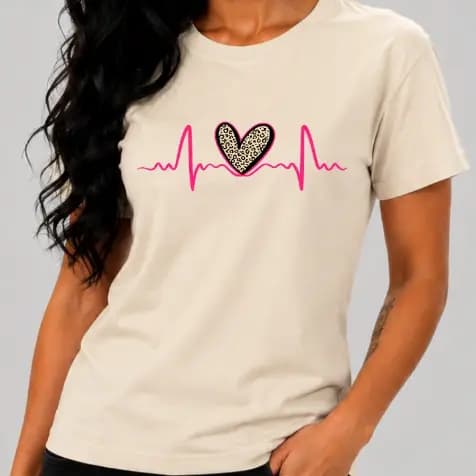 Camiseta Feminina Estampada Coração de Onça Batimento Cardíaco 100% Algodão