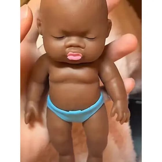 Influenciador mesmo estilo grande Mac Natasha preto tom de pele boneca descompressão complicado auto-entretenimento brin