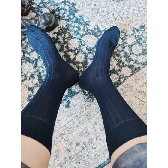 Nannjin masculino negócios azul escuro Formal Wear cor sólida meias de tubo médio Material de algodão mercerizado muito