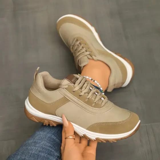 2025 outono novo estilo esportes sapatos casuais 42 estudante tênis de corrida leve único sapatos rendas cor combinando