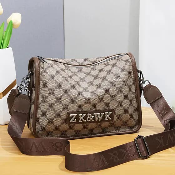 Retro axilas saco feminino 2026 novo estilo primavera verão High-End couro macio bolsa feminina grande capacidade ombro