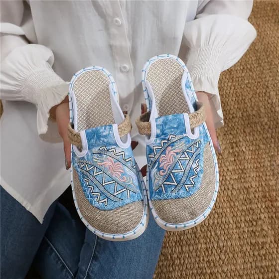 | slippers | ✮2025 novo estilo primavera velho pequim sapatos de pano moda feminina Casual All-Match plana Retro respirá