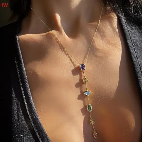 Estilo Retro Colorido Zircão sel Emenda Irregular Longo Colar Luz Luxo Pingente Clavícula Corrente Para Jóias Femininas