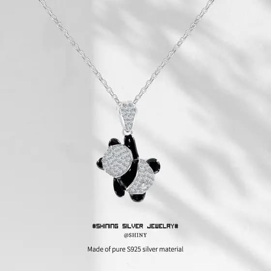 Colar Panda Fofo em Prata 925, Delicado e Elegante para Mulheres