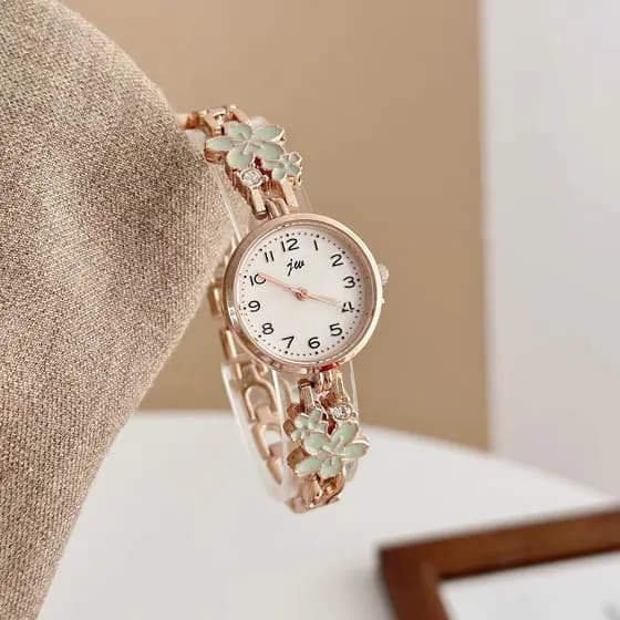 relogio feminino luxo relogio feminino pequeno delicado Versão coreana pulseira relógio feminino estudantes do ensino mé