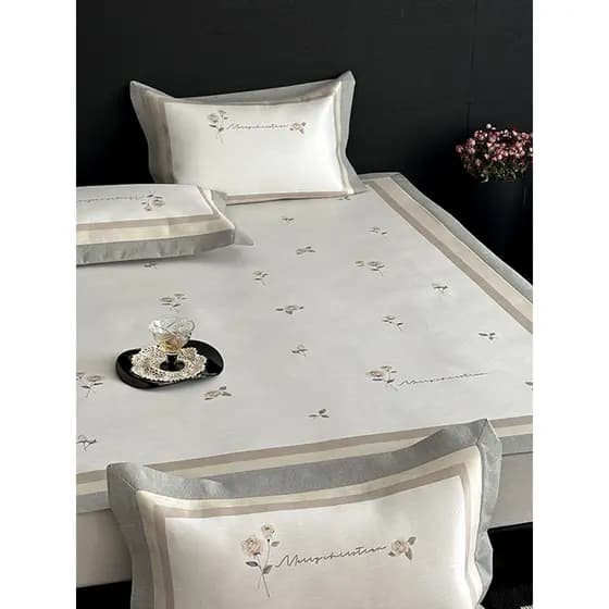 Roland Baby Home Textiles High-End Cool Feeling Classe A Ice Silk Soft Mat Verão Luz Luxo Impresso Cool Mat Conjunto de