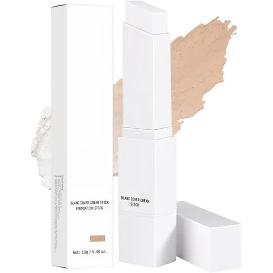 BlancCoverStick, uma base em bastão que muda de cor, oferece cobertura média a total com acabamento hidratante e radiant