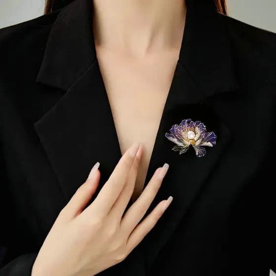 Florescendo rico pérola de água doce peônia flor broche elegante temperamento casaco médio Hanfu Cheongsam acessórios