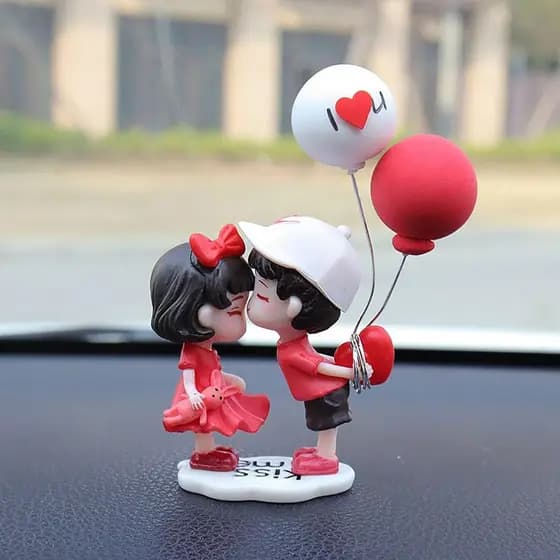 CarCoupleOrnamenteCartoonCouplesCarDecorationAdhesiveKissCoupleDashboardDecorationCartoonCarInteriorAccessoriesforCarHom