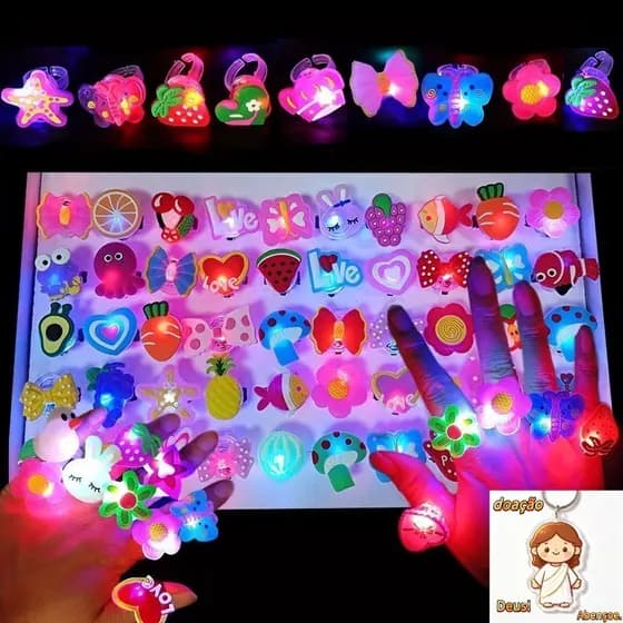 20/50pcs Desenho Animado LED Anéis Luminosos De Dedo Brilham No Escuro Iluminam Os Brinquedos Festa De Aniversário Ducha