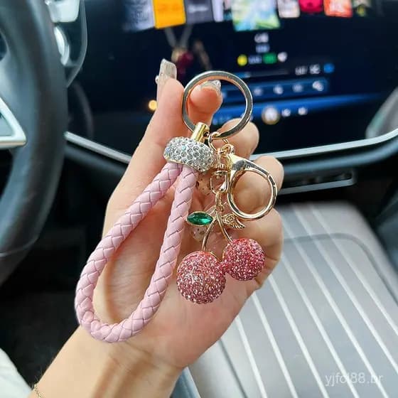 Chaveiro de carro em formato de cereja cravejado de diamantes com argola de metal, presente fofo e criativo para meninas
