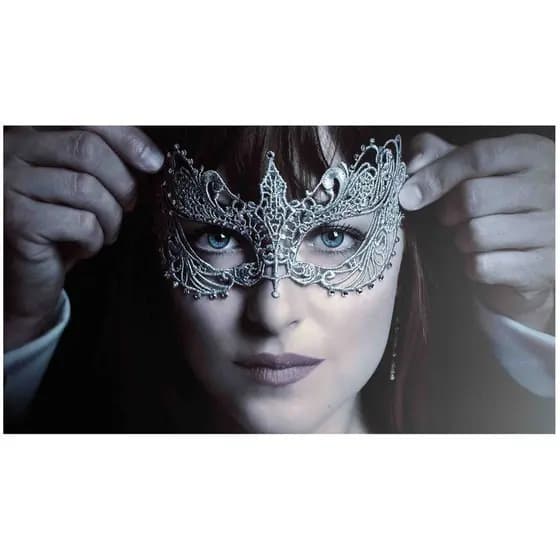 Mascara Prata 50 Tons de Cinza com Strass Bailes Eventos Halloween Festas Carnaval Modelo_03cs