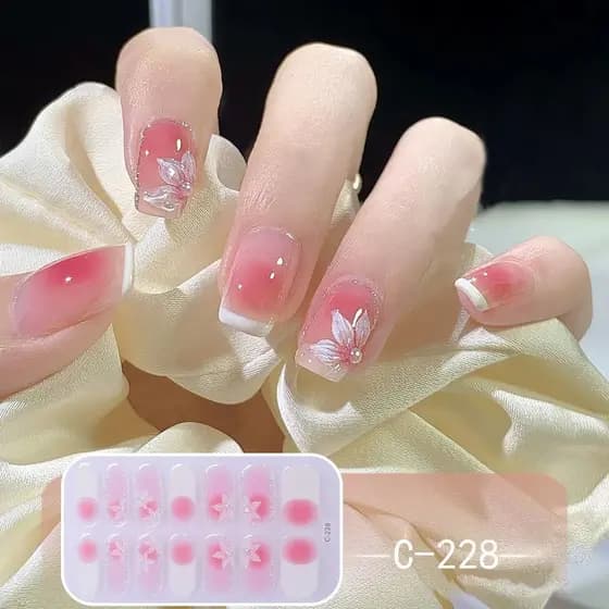 Novos adesivos de unhas da moda, populares entre as celebridades da internet, à prova d'água e de longa duração, adesivo