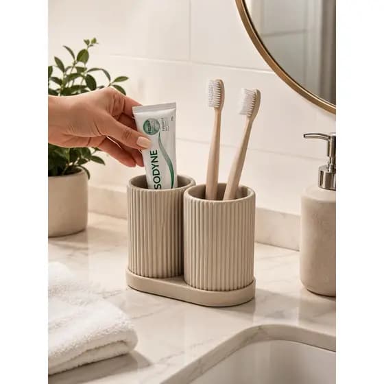 Porta Escova Duplo de Banheiro • Suporte de Bancada Elegante • Organizador para Escovas, Creme Dental e Barbear