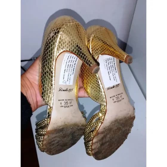 Sapatos Século XXX, Dourado, tamanho 35, salto alto 12 cm