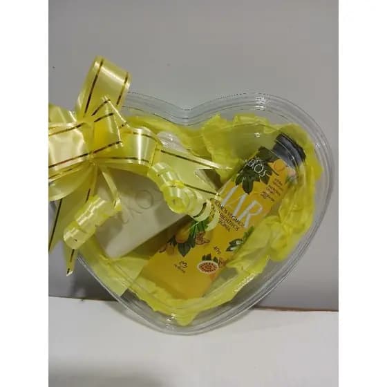 Presente - Creme de Mãos Natura
