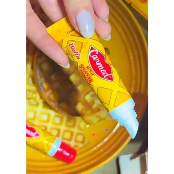 Carmed Netflix Stranger Things Waffle gloss labial